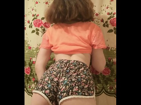 ❤️ סעקסי יונג באַבע סטריפּינג אַוועק איר קורצע הייזלעך אויף אַפּאַראַט ❤️ שווער פּאָרן ביי yi.quizfarmature.ru ❌❤